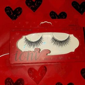 Ioni 3D Faux Mink Lashes Natural Lite Doll